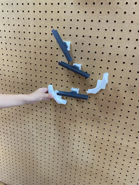 Peg Board Marble Run – Đường chạy bi gắn peg board - Image 4