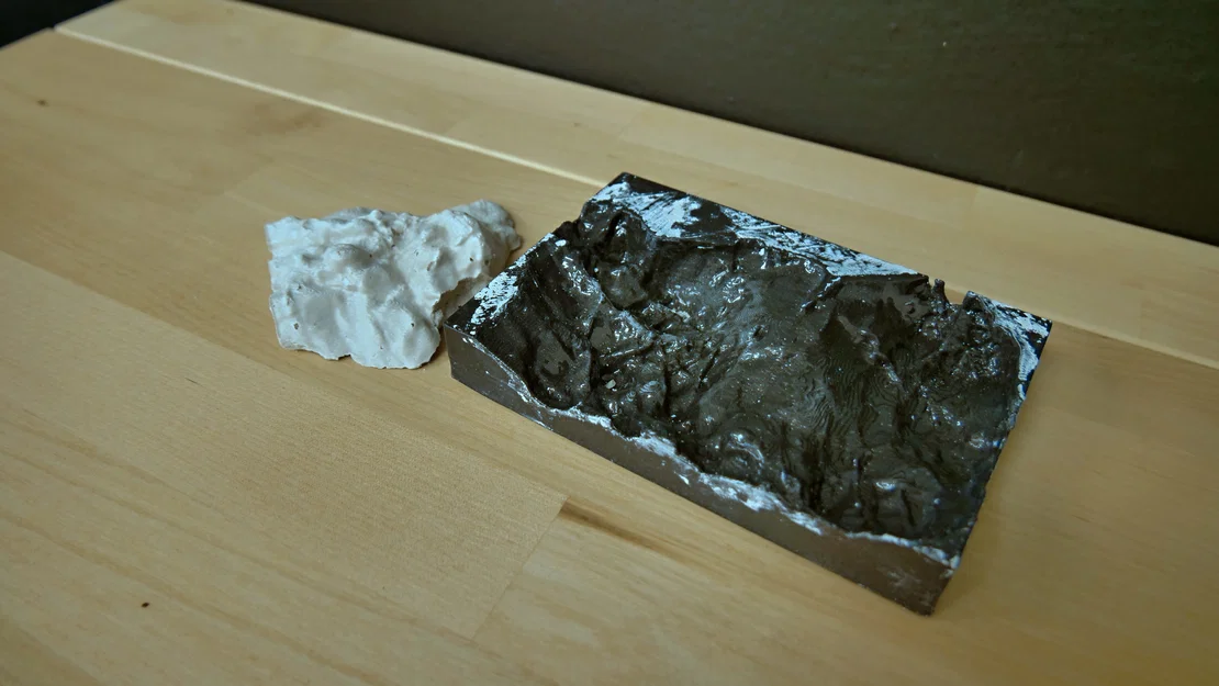 Khuôn đúc đá (Rock mold) tỉ lệ H0 cho mô hình đường sắt - Image 1