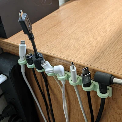 Cable Organizer – Kẹp/Gá gom dây dán keo