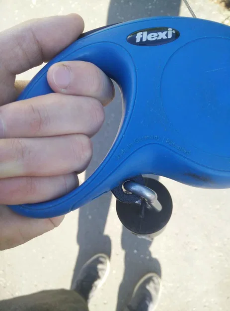 Móc treo túi poop cho dây dắt Flexi (Flexi Dog Leash Hook) - Image 5