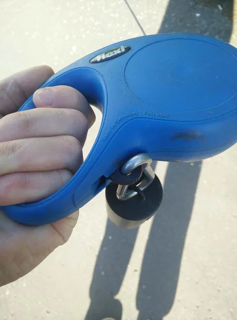 Móc treo túi poop cho dây dắt Flexi (Flexi Dog Leash Hook) - Image 6