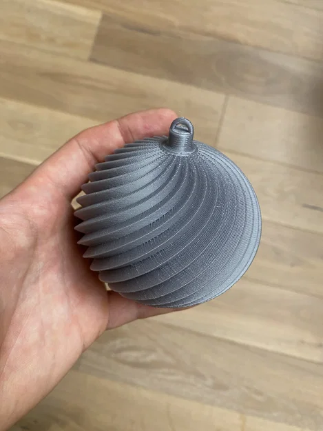 Mô hình quả cầu trang trí Giáng sinh 3D dạng xoắn bắt mắt - Image 3