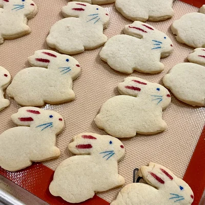 Khuôn cắt bánh quy Easter: Thỏ và Cà Rốt