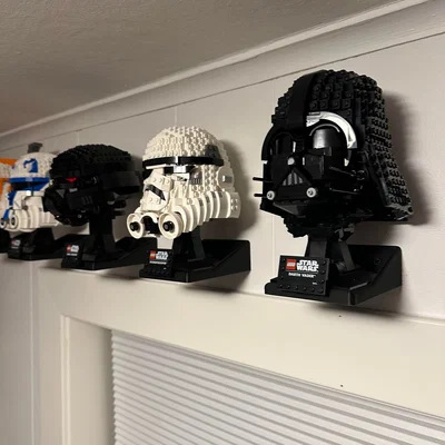 Giá treo tường cho mũ bảo hiểm Star Wars LEGO