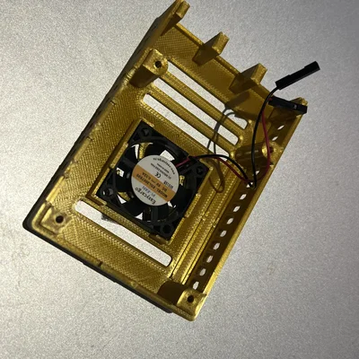 Vỏ Raspberry Pi 3B/4/5 kèm quạt tản nhiệt (snap-in fan)