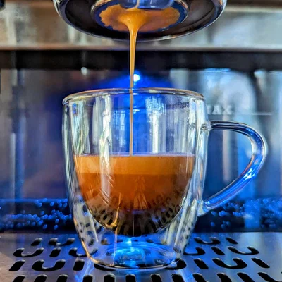 Phễu Dosing & Tamper Single Shot (7–9g) cho Basket 58mm VST/La Marzocco