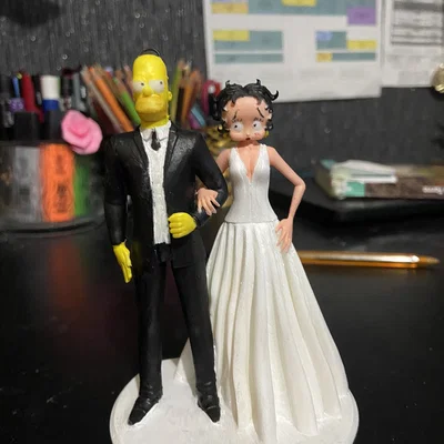 Mô hình 3D trang trí bánh cưới Homer Simpson và Betty Boop độc đáo