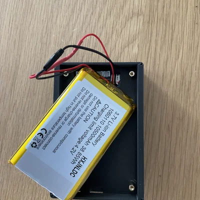 Vỏ Waveshare ESP32-S3 Touch LCD & Chân Đế Nam Châm