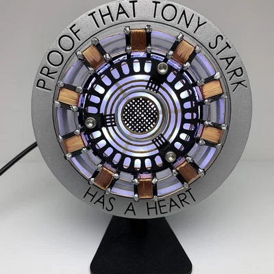 Arc Reactor chi tiết của Iron Man