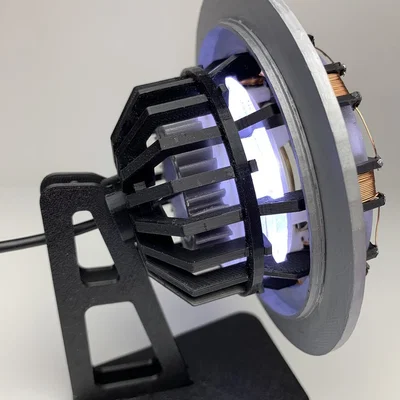 Arc Reactor chi tiết của Iron Man
