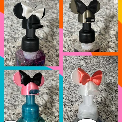 Đầu vòi Bath & Body Works tai Mickey kèm nơ thay đổi (Interchangeable Bow)