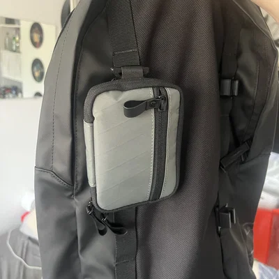 QUICK-CLIP mini kẹp túi EDC (Bag clip) cho quai 20mm