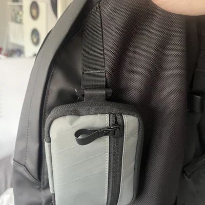 QUICK-CLIP mini kẹp túi EDC (Bag clip) cho quai 20mm
