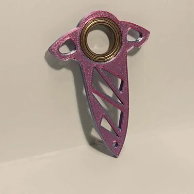 Keyrambit Keydagger: Đồ chơi xoay độc đáo từ in 3D cho dân EDC