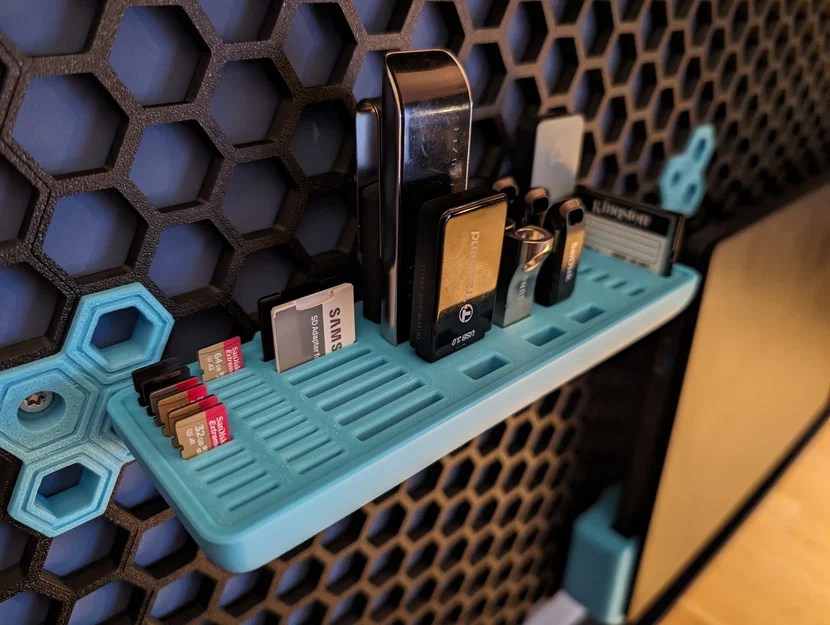Khay Đựng Thẻ Nhớ SD và USB Cho Honeycomb Storage Wall - Image 2
