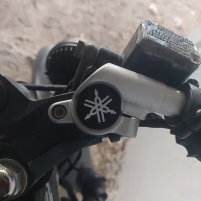 Nắp đậy lỗ ốc ghi-đông 29mm cho xe Yamaha (Yamaha Cap)