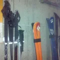 Giá treo tường gậy ski (Ski pole wall mount) - Thumbnail 1