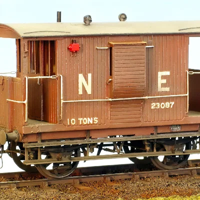 Mô hình toa xe lửa NER LNER Brake Van 3D cực chi tiết