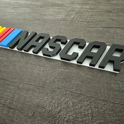 Bảng Logo NASCAR (NASCAR Logo Plate)