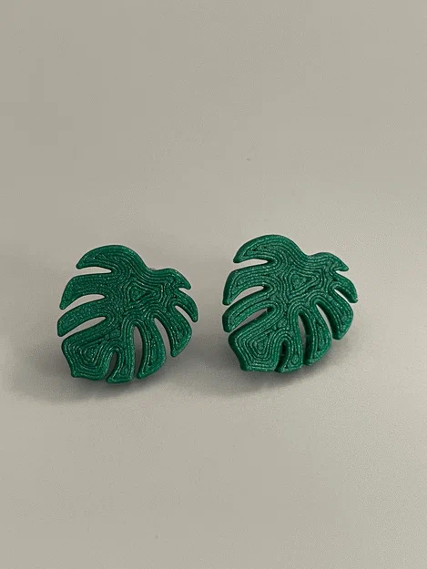 Bông tai Stud hình lá Monstera (Monstera Leaf Stud Earrings) - Image 1