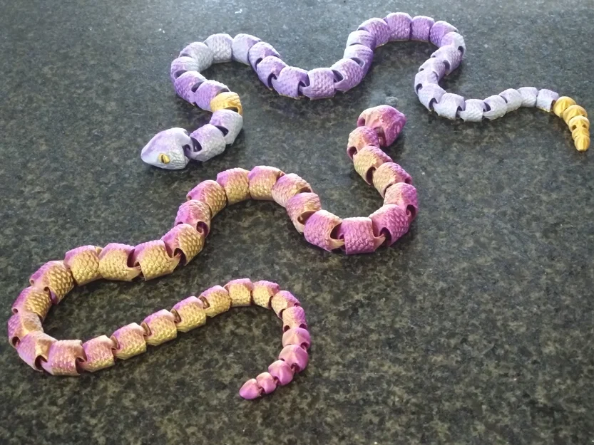 Đồ chơi Ekans khớp nối (Articulated Ekans Toy) - Image 3