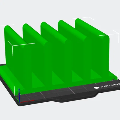 Kệ dựng laptop dọc có rãnh đi dây – Trạm sạc 4 laptop