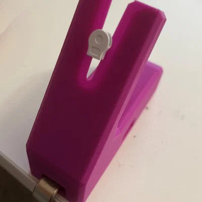Dụng cụ hỗ trợ gắn đầu khóa kéo (Zipper Slider Jig) có thể kẹp bàn