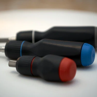 Màu Nắp Tuỳ Chỉnh cho LTT Screwdriver (LTT Screwdriver Custom Cap Colors)