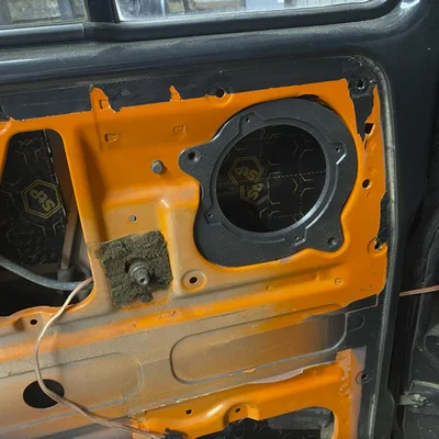 Adapter loa FlexMount 130mm cho Volkswagen T3