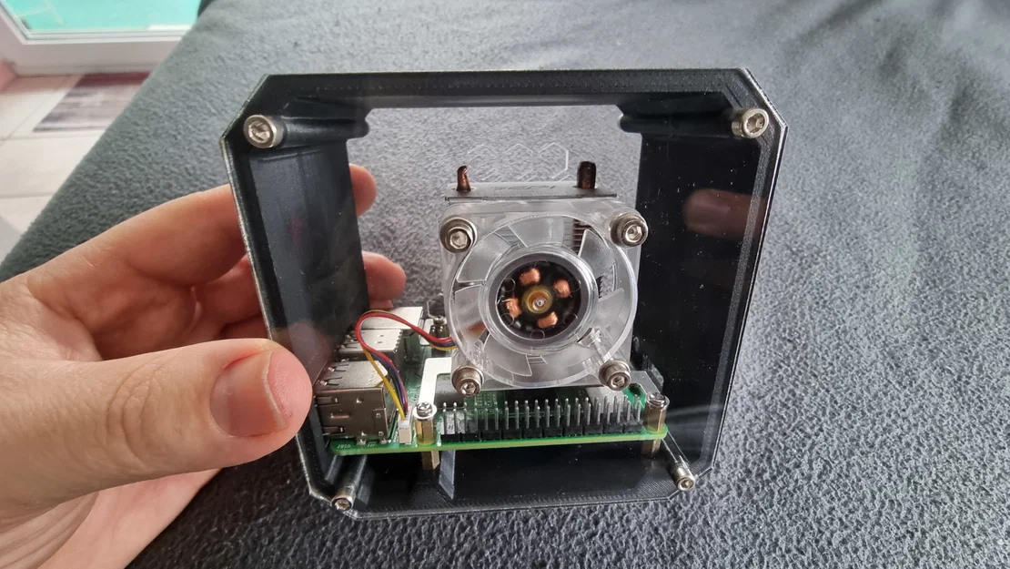 Vỏ Raspberry Pi 5 (Gehäuse) - Image 1