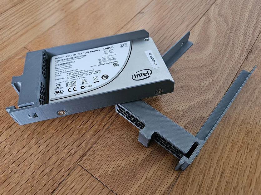 Khay HDD in 3D cho Lenovo ThinkSystem (SM17A06246) - Image 2
