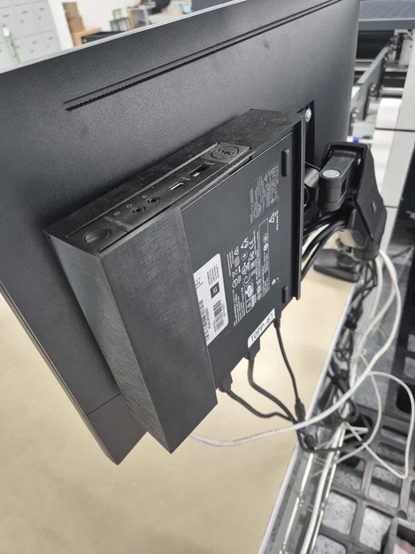 Giá đỡ PC gắn sau màn hình cho DELL OptiPlex 7050 in 3D - Image 1