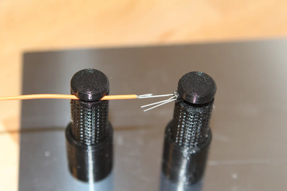 MagSpring PCB Holder – Kẹp giữ PCB nam châm lò xo - Image 4