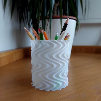 Ống cắm bút họa tiết sóng (Wavy Pencil Holder) in 3D cực đẹp