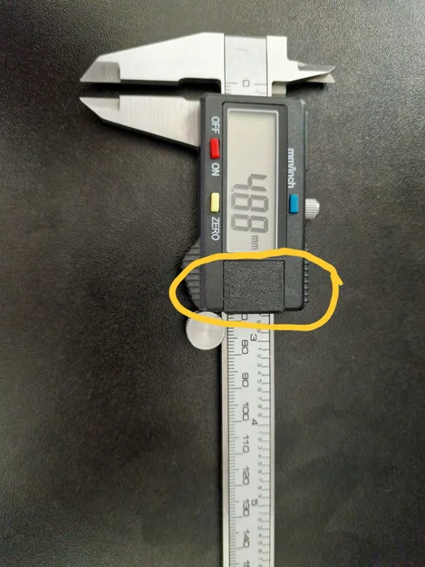 Nắp đậy ngăn pin thước cặp điện tử Digital Caliper (File in 3D) - Image 1
