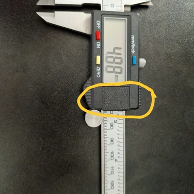 Nắp đậy ngăn pin thước cặp điện tử Digital Caliper (File in 3D)