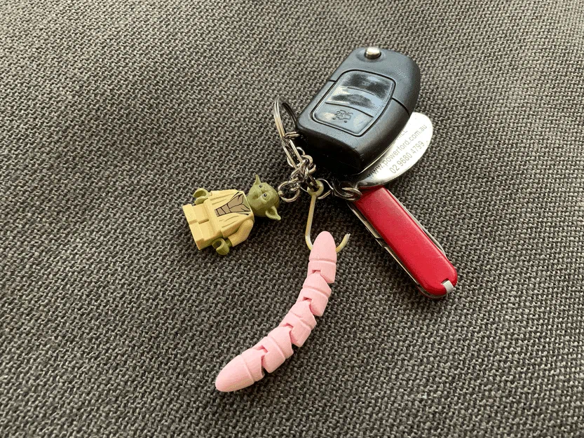 Móc khóa chú sâu cử động linh hoạt (Articulating Worm Keychain) in 3D - Image 2