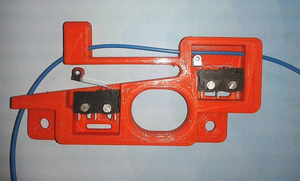 All in one - Filament Jam - Cleaner & Runout Sensor - Image 1