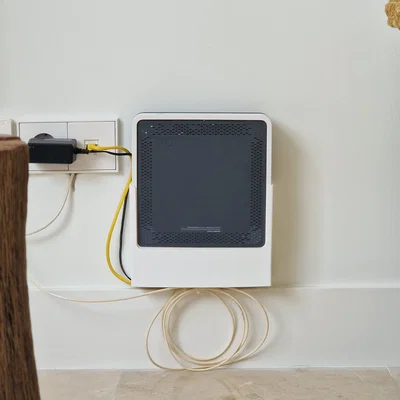 Giá treo tường router Movistar/O2