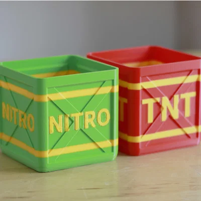 Chậu cây Crash Bandicoot (TNT & Nitro Crate Planters)