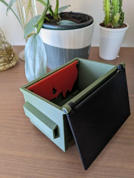 Thùng rác bốc cháy (Little Dumpy) - Dumpster Fire - Image 2