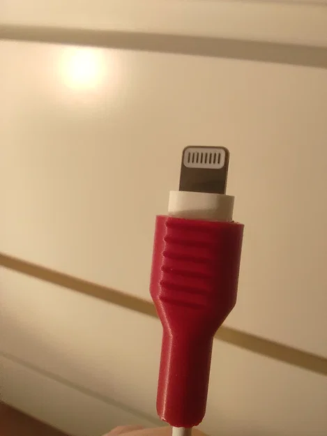 Ốp bảo vệ cáp Apple Lightning to USB C có grip bám tay tăng cường - Image 1