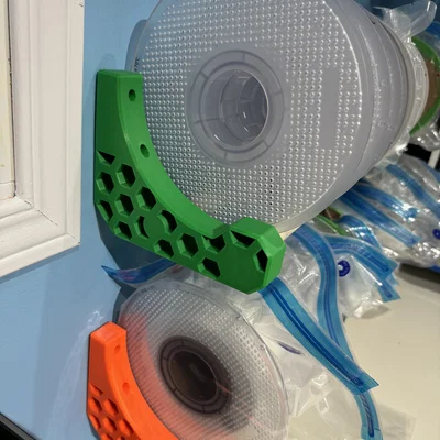Giá Treo Cuộn Nhựa Filament 3D Gắn Tường Tiện Dụng