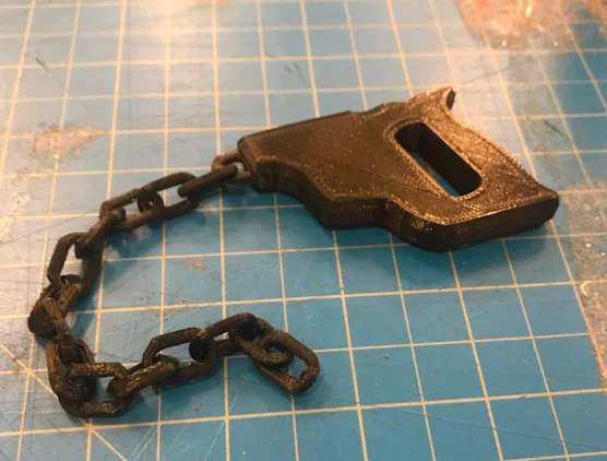 Móc khóa cưa xích 3D (Chainsaw Keychain) - Món quà đầy hài hước - Image 1