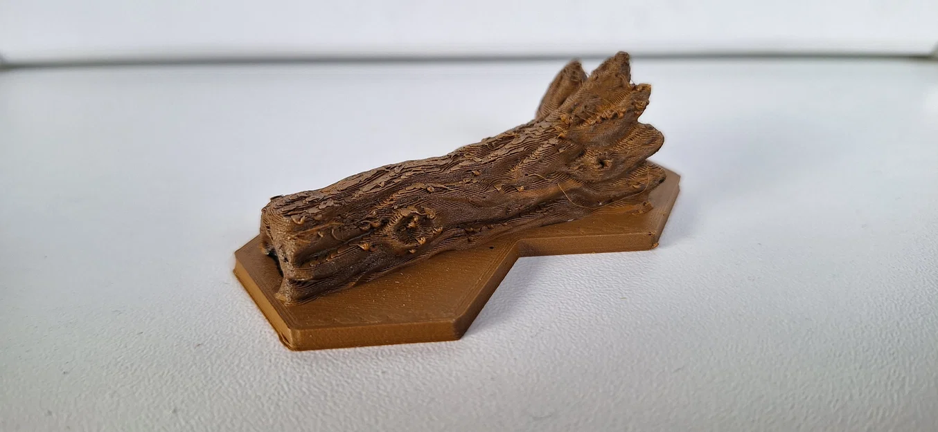 Mô hình thân cây đổ (Fallen Tree Trunk) trang trí cho Gloomhaven - Image 1