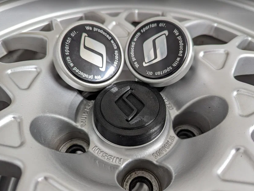 BNR32 - Nissan Skyline R32 GTR - Nắp chụp trung tâm mâm (Wheel Centre Cap) - Image 1