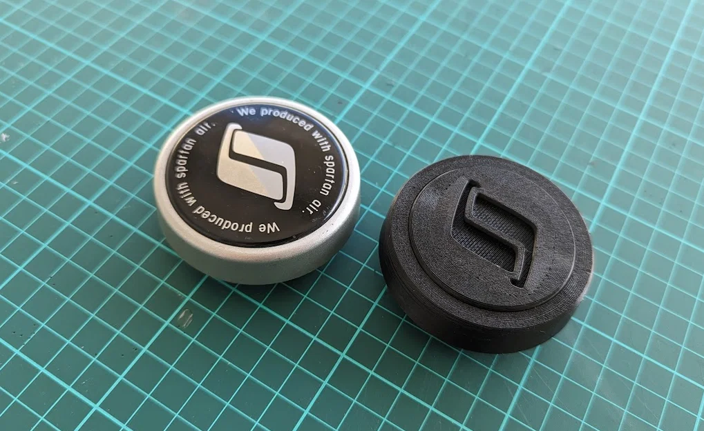 BNR32 - Nissan Skyline R32 GTR - Nắp chụp trung tâm mâm (Wheel Centre Cap) - Image 3