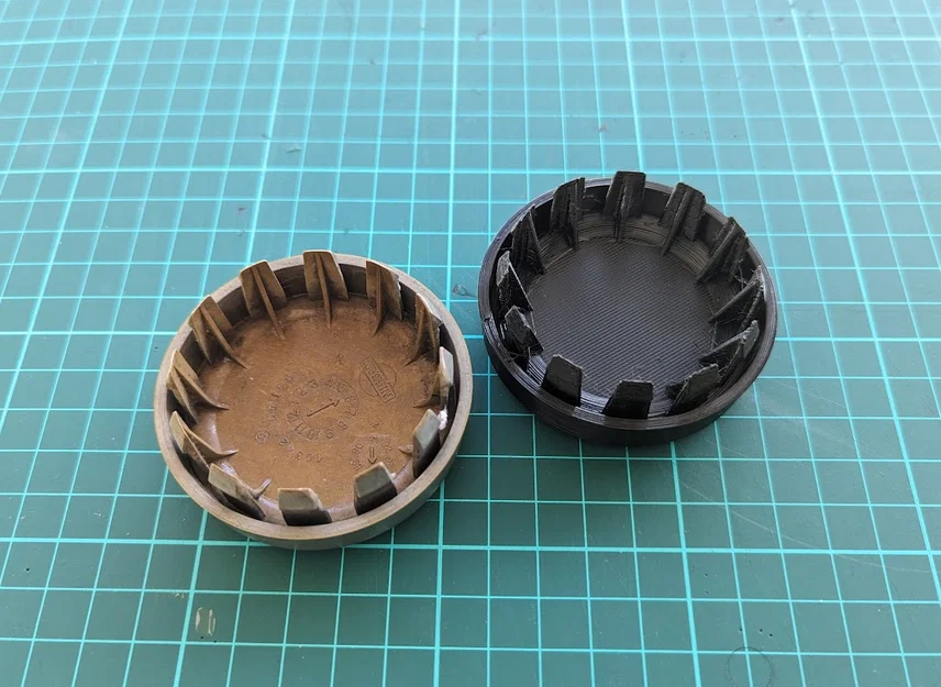 BNR32 - Nissan Skyline R32 GTR - Nắp chụp trung tâm mâm (Wheel Centre Cap) - Image 5