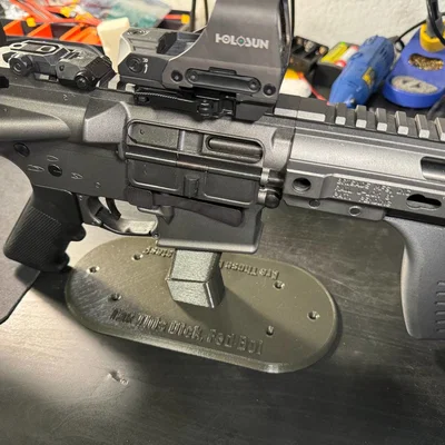 Kệ Trưng Bày Băng Đạn Glock (Kiểu AR9)