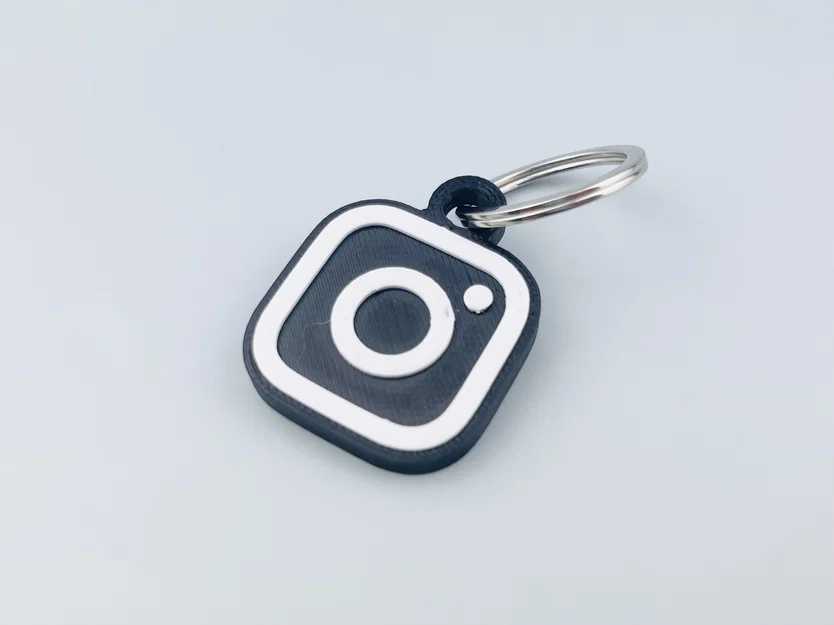 Móc khóa biểu tượng Instagram in 3D nhỏ gọn - Image 1